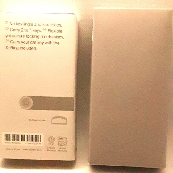 Mint Green Orbitkey Genuine Leather Key Holder Organizes Your Keys - Picture 2 of 12